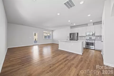 612 Rustic Path Ln, Fort Mill, SC 29708 photo 8