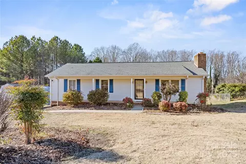 103 Lois Ln, Lexington, NC 27295