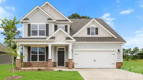 661 River Bottom Rd, Fletcher, NC 28732