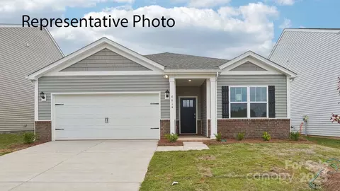 211 Mary Locke Way, Statesville, NC 28677