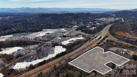 67 Shawnee Trl, Asheville, NC 28805