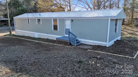 4179 Deerfield Dr, Maiden, NC 28650