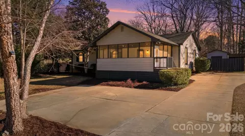 21326 Sandy Cove Rd, Cornelius, NC 28031