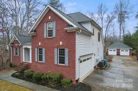 6655 Maple Spring Ct, Denver, NC 28037 photo 4