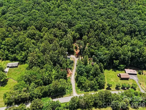 View/Area - 2828 E Pine St, Mount Airy, NC 27030 photo 3 of 7