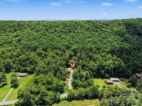 View/Area - 2828 E Pine St, Mount Airy, NC 27030 photo 7 of 7