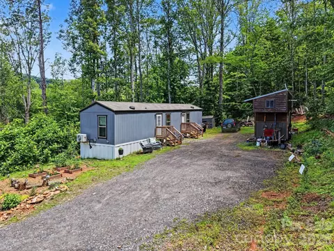 Exterior - 2828 E Pine St, Mount Airy, NC 27030 photo 3 of 3