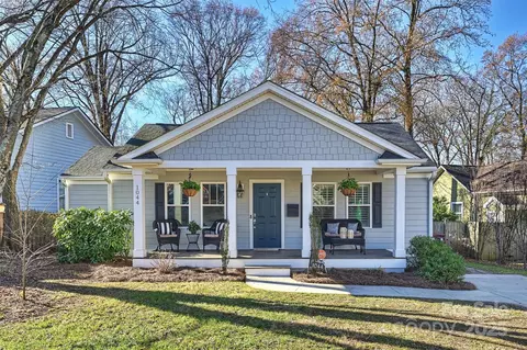 1044 Lunsford Pl, Charlotte, NC 28205