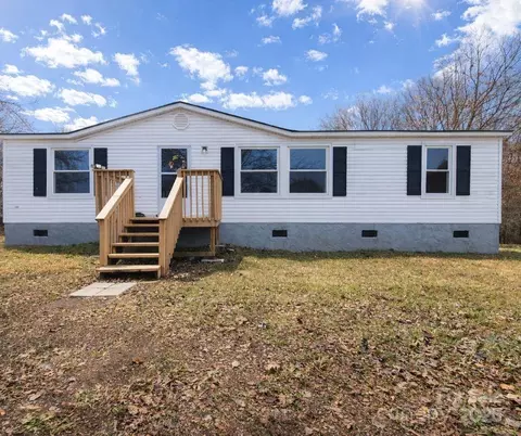 304 New Hope Rd, Lawndale, NC 28090