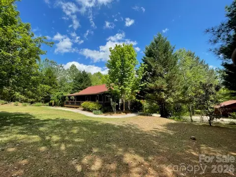 926 Cross Creek Dr, Rutherfordton, NC 28139