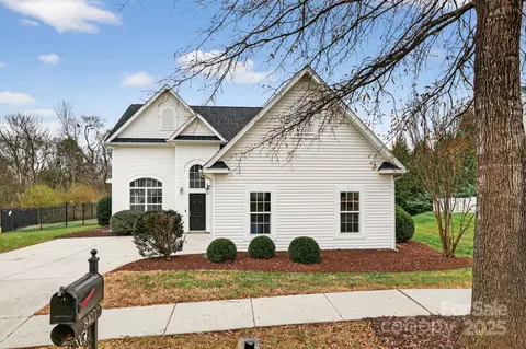 8427 Dawson Ln, Locust, NC 28097