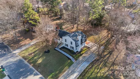 700 Braxfield Dr, Charlotte, NC 28217