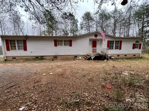 127 Pinnacle Heights Dr, Nebo, NC 28761