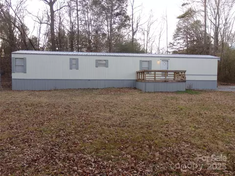 6445 Old Post Office Rd, Thomasville, NC 27360