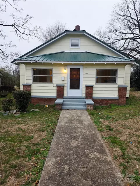 703 Buffalo St, Shelby, NC 28150