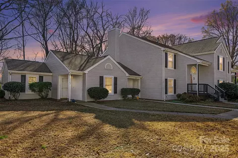 1540 Hunt Club Ct, Rock Hill, SC 29732