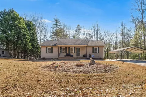 2765 Hollybrook Ln, Morganton, NC 28655