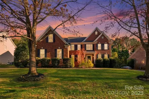 3214 Blackburn Dr, Waxhaw, NC 28173