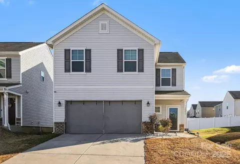 10231 Holly Park Dr, Charlotte, NC 28214
