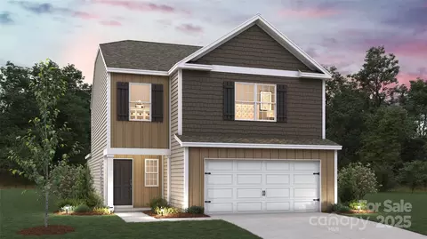 1457 Avila St, Hickory, NC 28602