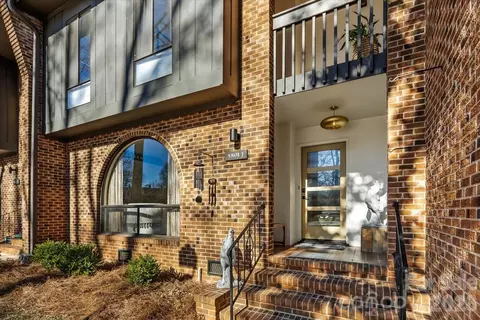 5801 Sharon J Rd #J, Charlotte, NC 28210