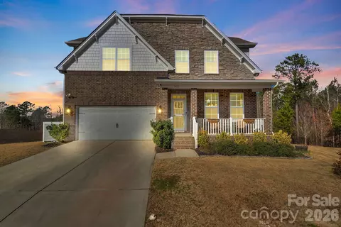 3015 Burton Point Ct, Waxhaw, NC 28173
