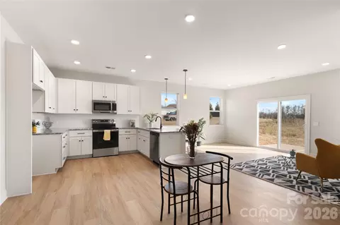104 Willies Ln, Olin, NC 28660 photo 3