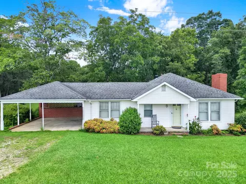 1670 Lynwood Dr, Lancaster, SC 29720