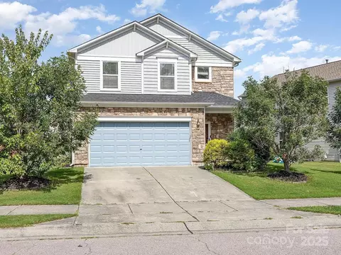 3637 Althorp Dr, Raleigh, NC 27616