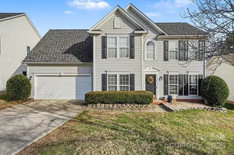 3518 Balsam Tree Dr, Charlotte, NC 28269