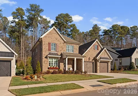 6042 Holden Ct, Fort Mill, SC 29715