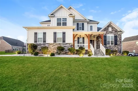 8726 Raven Top Dr, Mint Hill, NC 28227