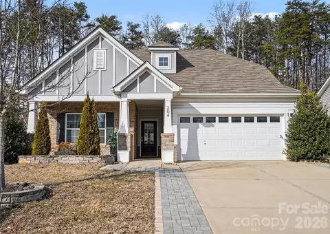 204 Paradise Hills Cir, Mooresville, NC 28115