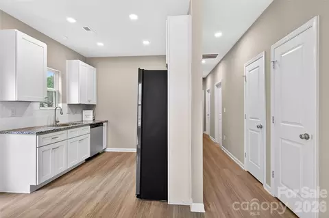 Entry Way - 120 Mitchell St, Salisbury, NC 28144 photo 2 of 2