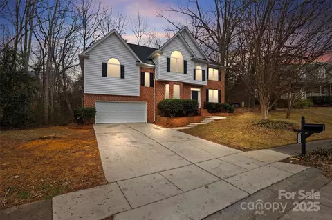 2520 Barrington Ct, Rock Hill, SC 29732