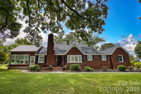 1025 Myrtle Dr, Rock Hill, SC 29732