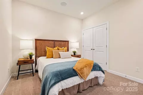 Bedroom - 5218 Turtle Creek Dr, Denver, NC 28037 photo 5 of 7