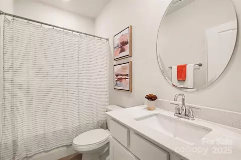 Bath - 5218 Turtle Creek Dr, Denver, NC 28037 photo 3 of 3