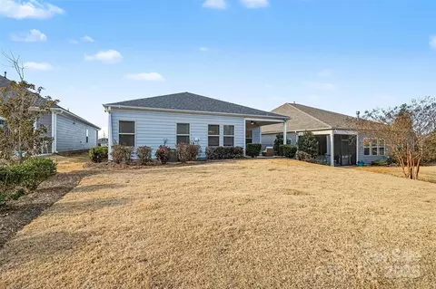 Exterior - 5218 Turtle Creek Dr, Denver, NC 28037 photo 5 of 10