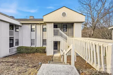 1605 Abbey Cir, Asheville, NC 28805