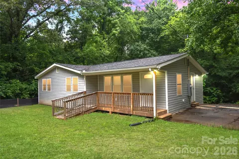 2823 Jt Posse Dr, Claremont, NC 28610