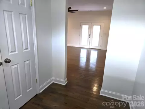 Entry Way - 4607 Nesbit Rd, Monroe, NC 28112 photo 2 of 3