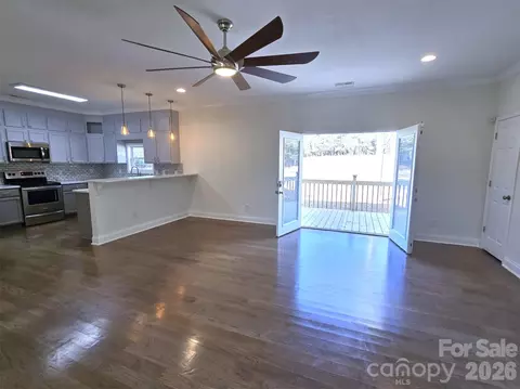 Living - 4607 Nesbit Rd, Monroe, NC 28112 photo 4 of 5
