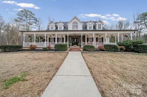 6650 Dellwood Dr, Kannapolis, NC 28081