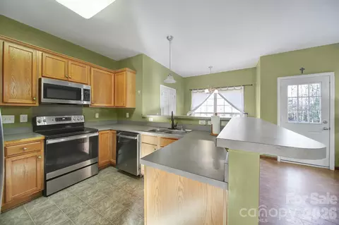 1696 Doves Rd, Fort Mill, SC 29708 photo 2