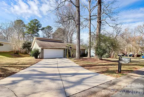 10319 Topeka Dr, Mint Hill, NC 28227