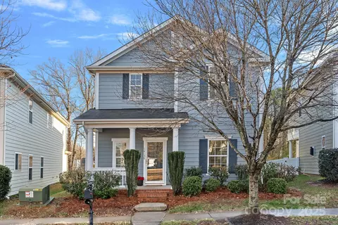 14136 Holly Springs Dr, Huntersville, NC 28078