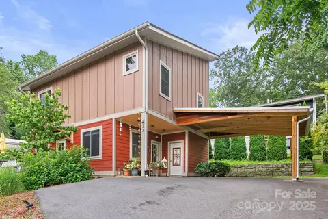 37 Bryant St, Asheville, NC 28806