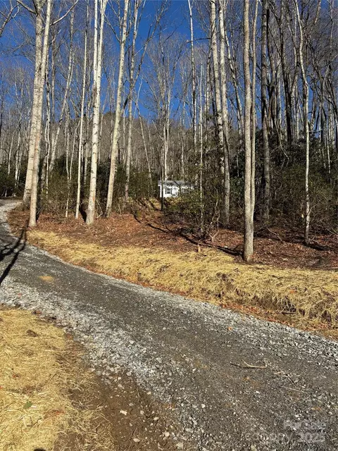 454 Sheepback Mountain Rd, Maggie Valley, NC 28751