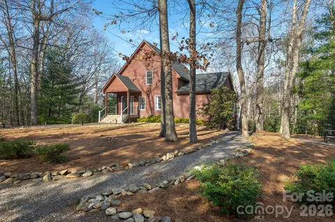 125 Buffalo Trl, Asheville, NC 28805